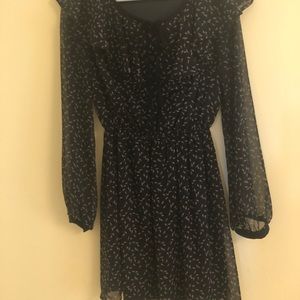 Black long sleeve dress